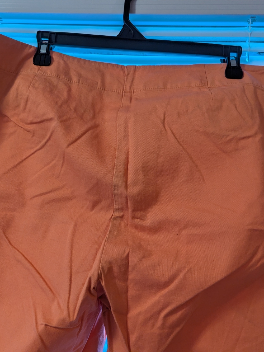 JH Collectibles Orange Capris - Picture 2 of 3